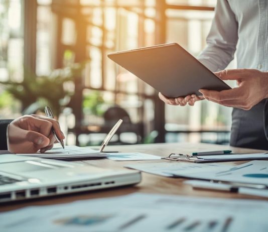 Le portage salarial expliqué : définition et bénéfices pour les indépendants