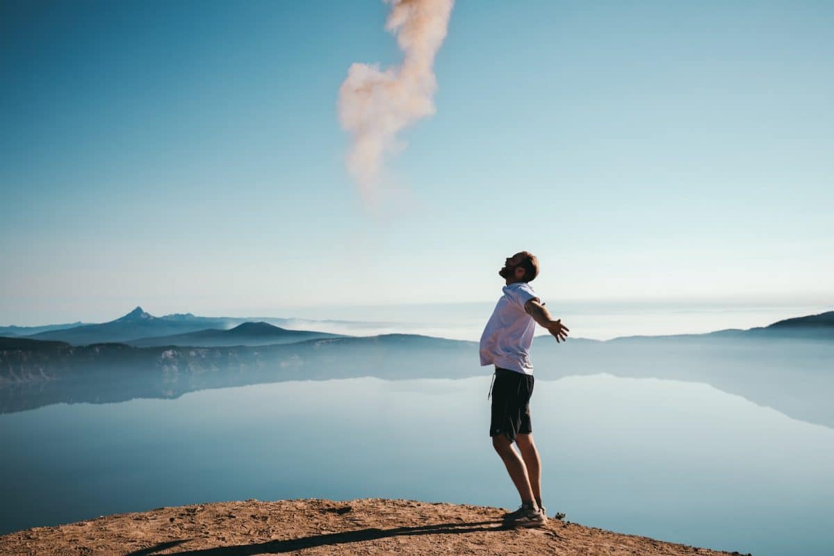 Le courage d'oser tout quitter pour bâtir sa nouvelle vie : les avantages et les inconvénients 