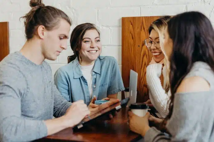 équipe de communication interne